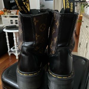 Custom platform Doc Martens